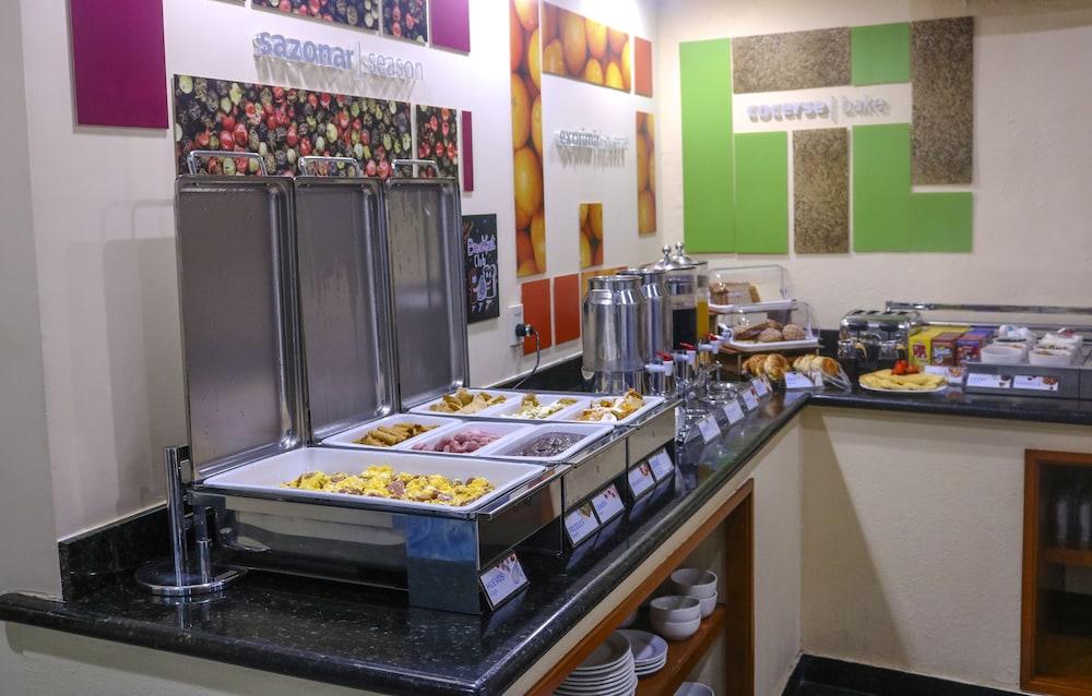 Hampton Inn Tampico Zona Dorada Экстерьер фото