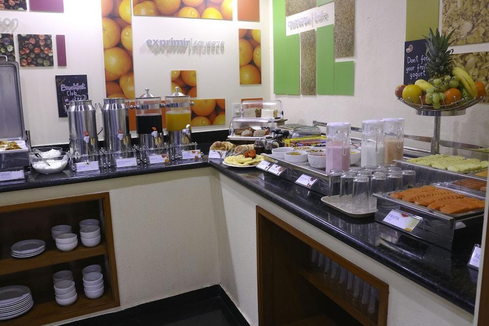 Hampton Inn Tampico Zona Dorada Экстерьер фото