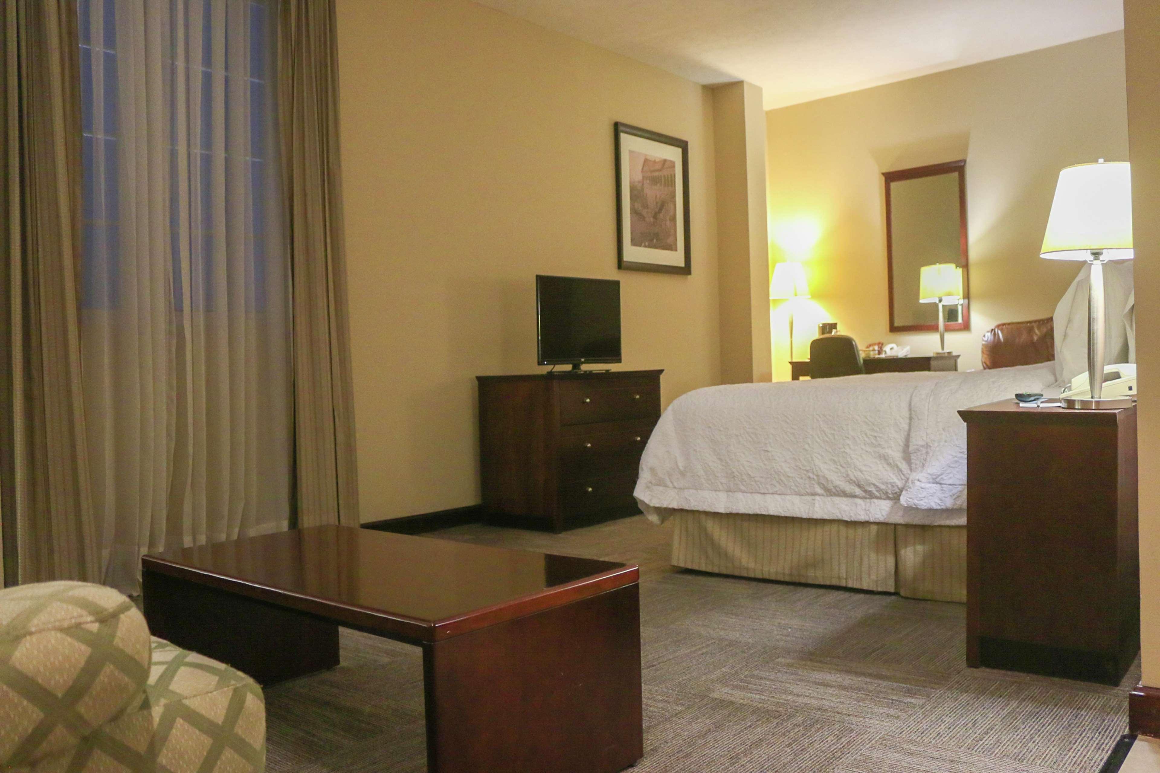 Hampton Inn Tampico Zona Dorada Экстерьер фото