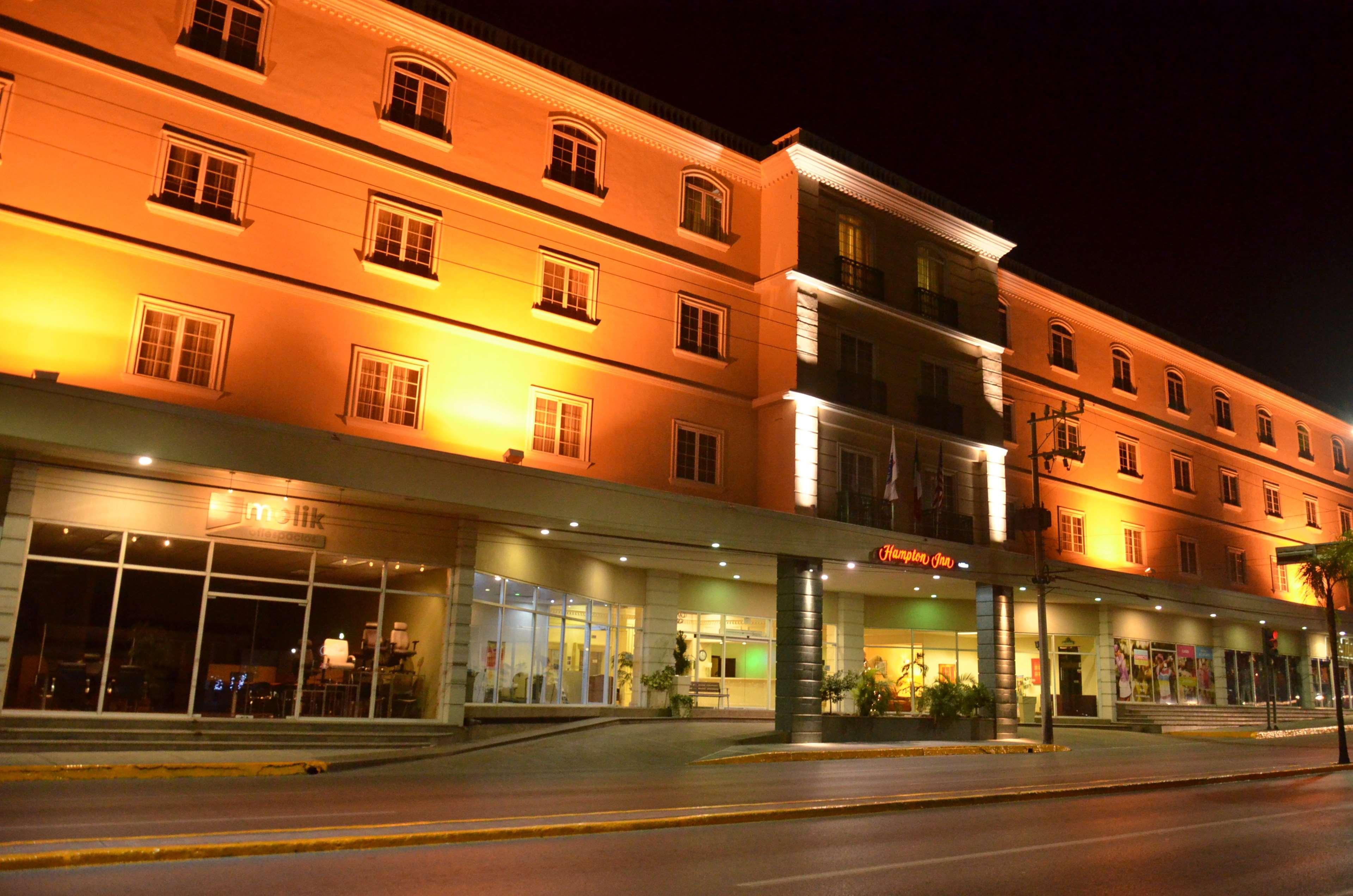 Hampton Inn Tampico Zona Dorada Экстерьер фото