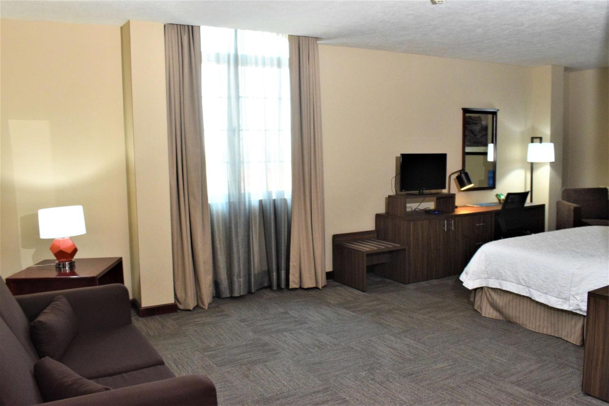 Hampton Inn Tampico Zona Dorada Экстерьер фото
