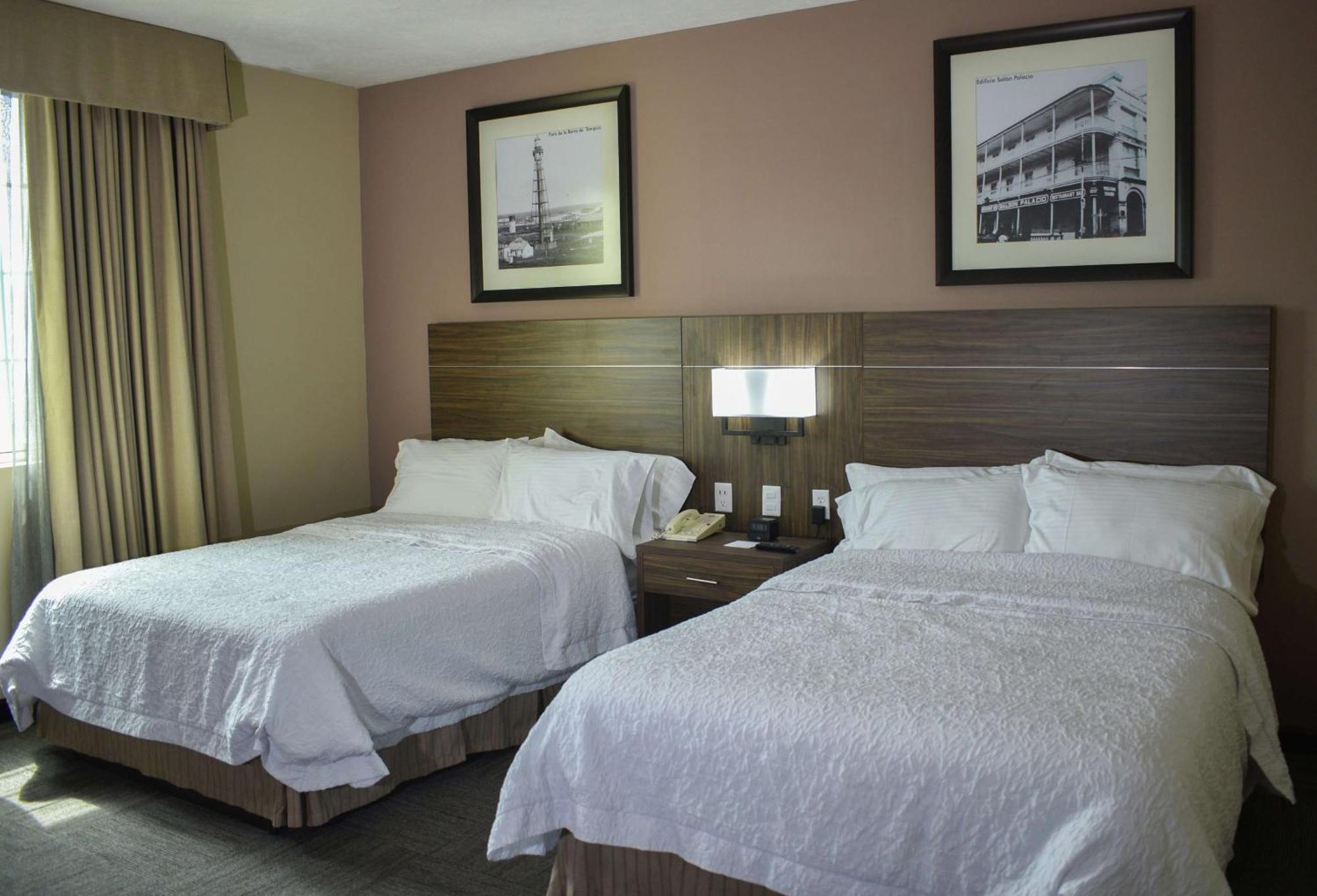 Hampton Inn Tampico Zona Dorada Экстерьер фото