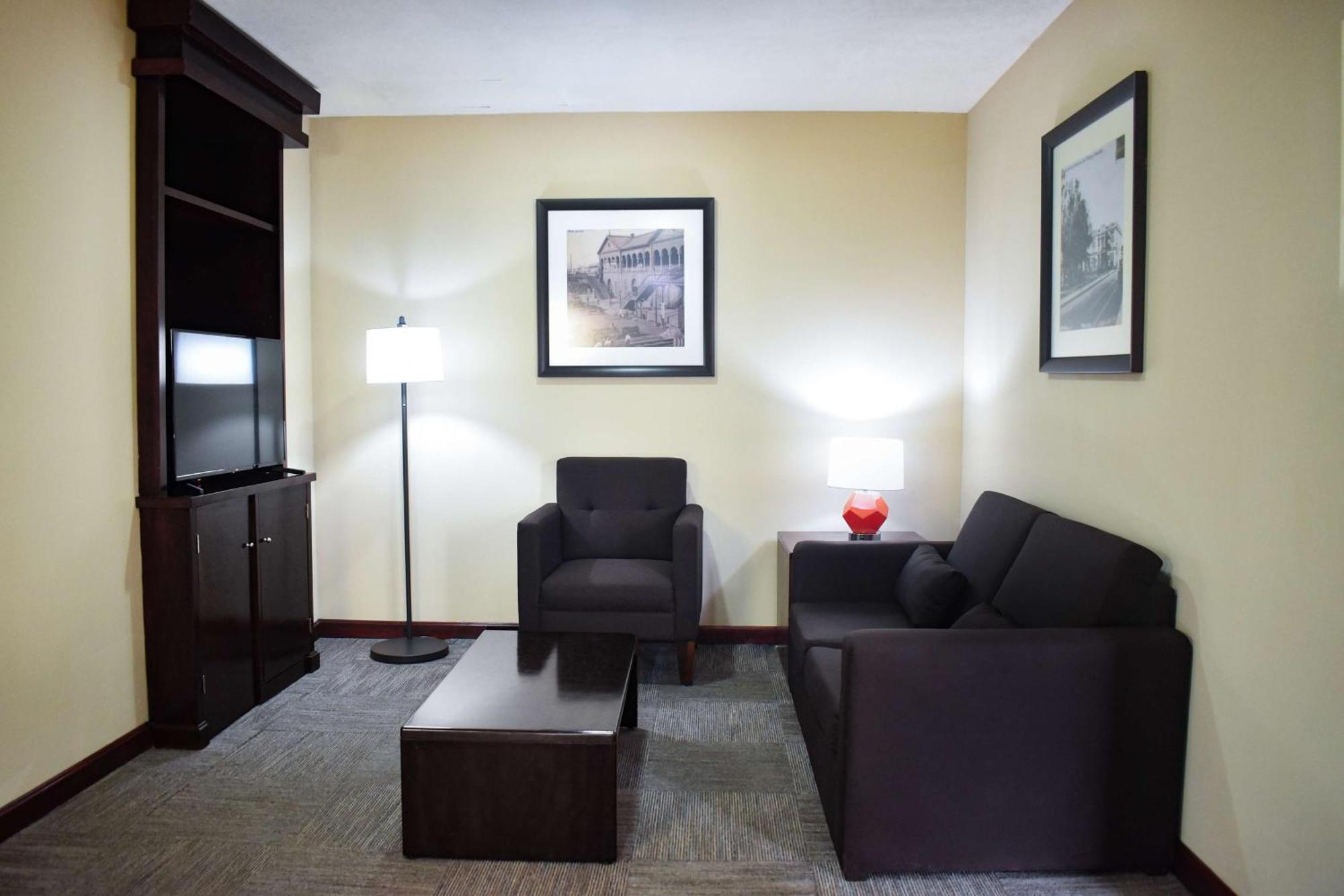 Hampton Inn Tampico Zona Dorada Экстерьер фото