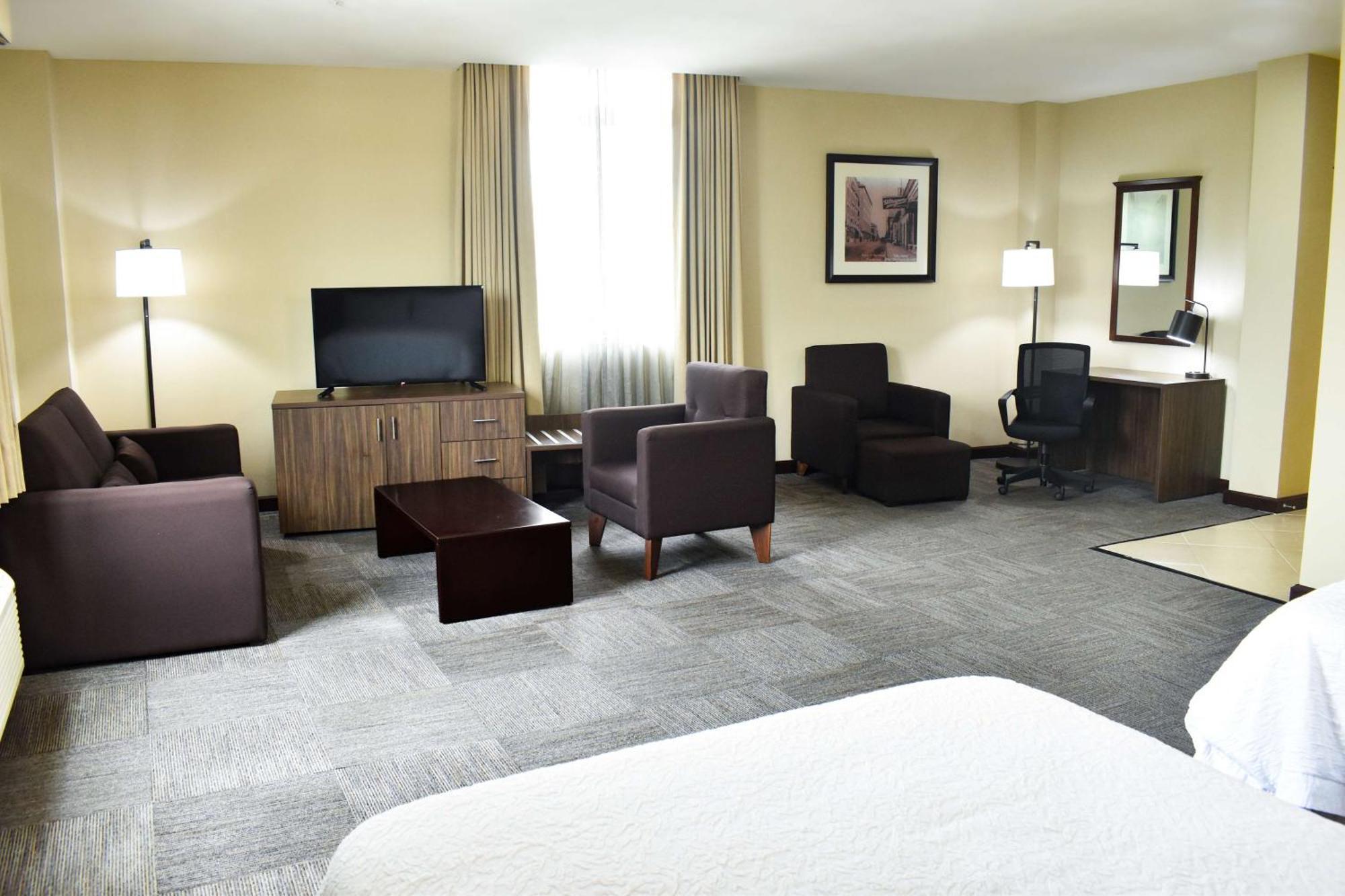 Hampton Inn Tampico Zona Dorada Экстерьер фото