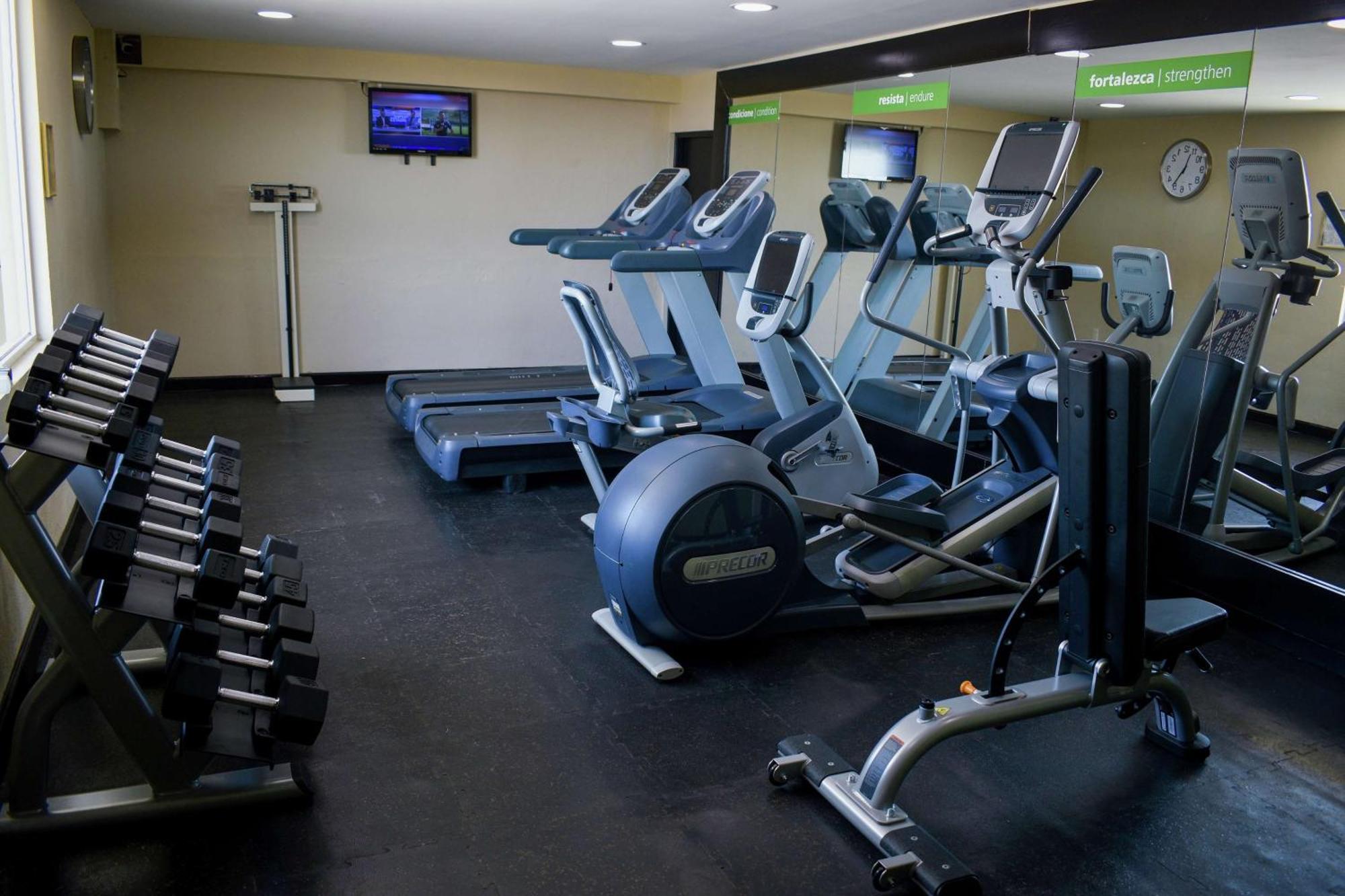Hampton Inn Tampico Zona Dorada Экстерьер фото
