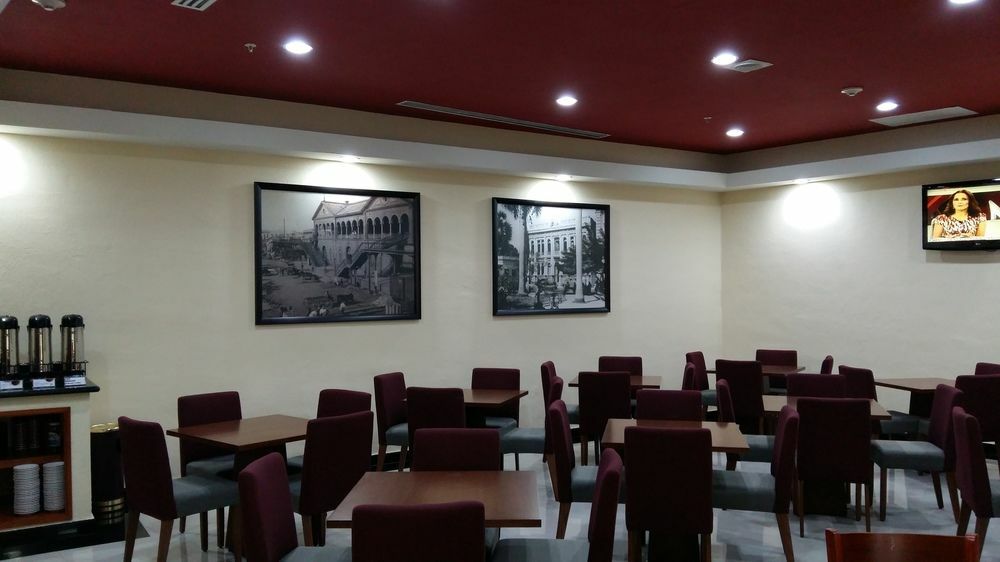 Hampton Inn Tampico Zona Dorada Экстерьер фото